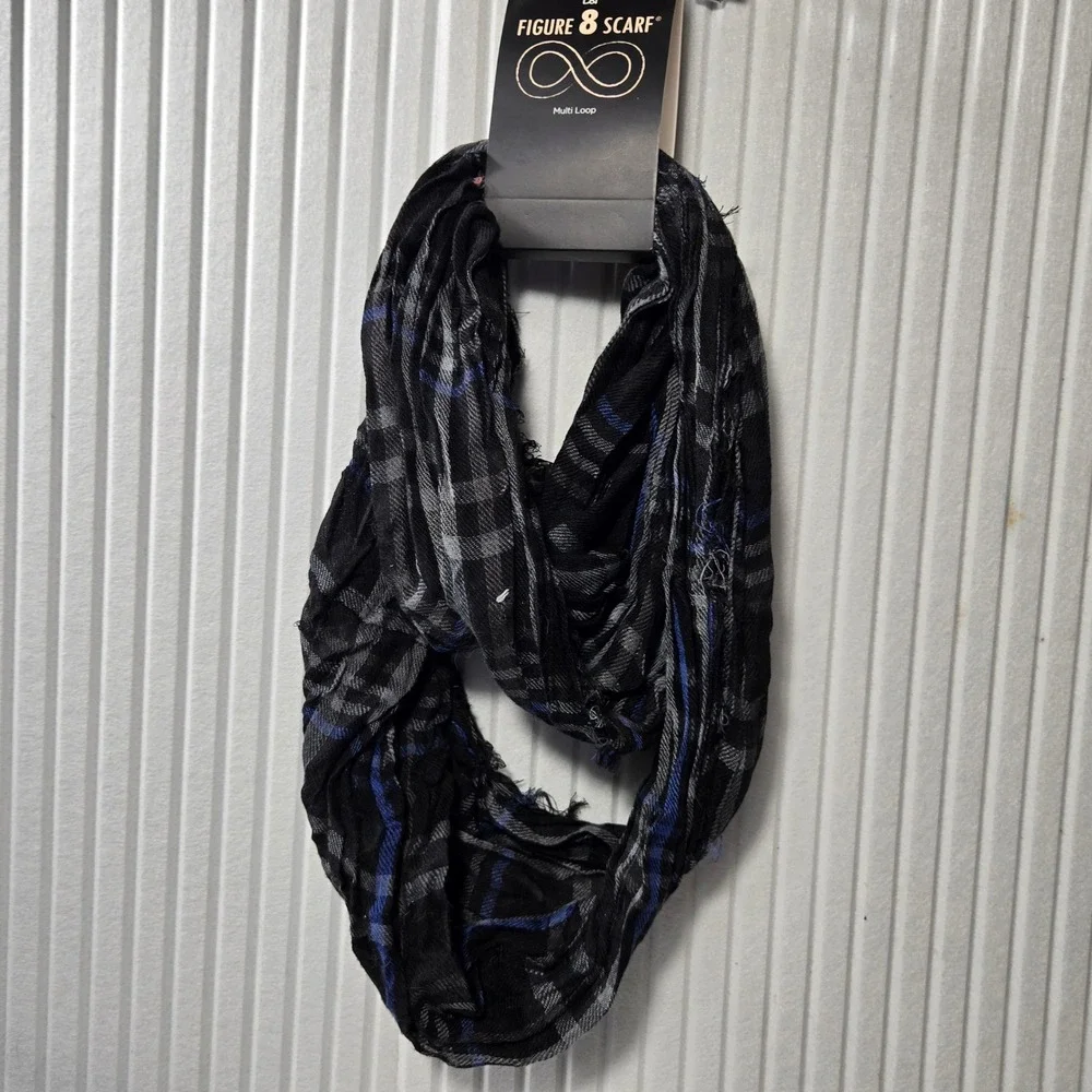 D&Y Figure 8 Scarf Black Blue Plaid Multi Loop Infinity Scarf NWT One Size